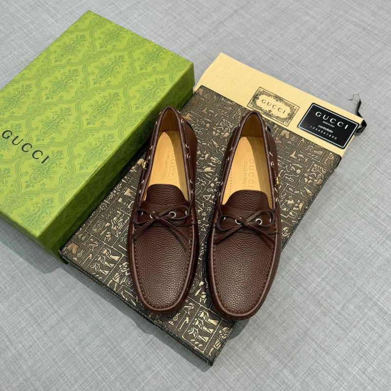 G*u*i leather shoes